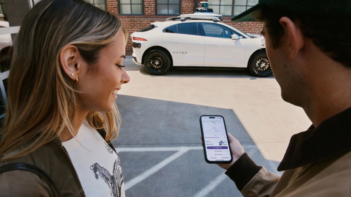 Lyft chính thức có robotaxi trên app — 5 năm sau khi bán đứt đội xe tự lái của chính mình
