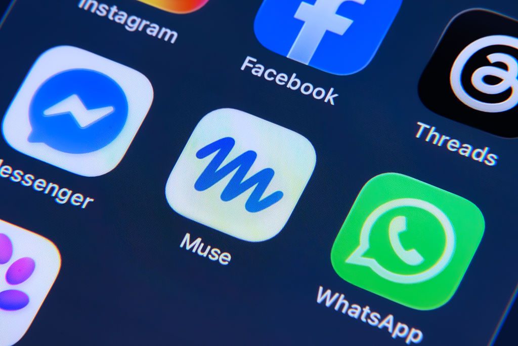 Muse leo lên hạng 2 App Store Mỹ — nhưng con số thật lại kể một câu chuyện khác